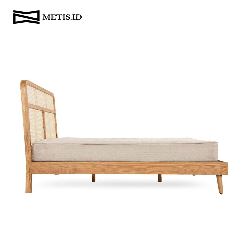 Dipan Jati Rotan Natural BED017