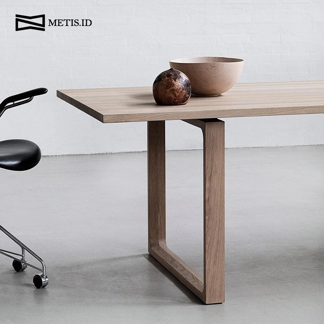 Meja Jati Natural MM070